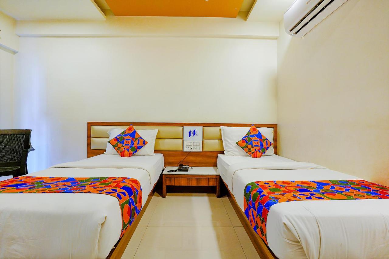 Fabhotel Ramjis Residency Nashik Bagian luar foto