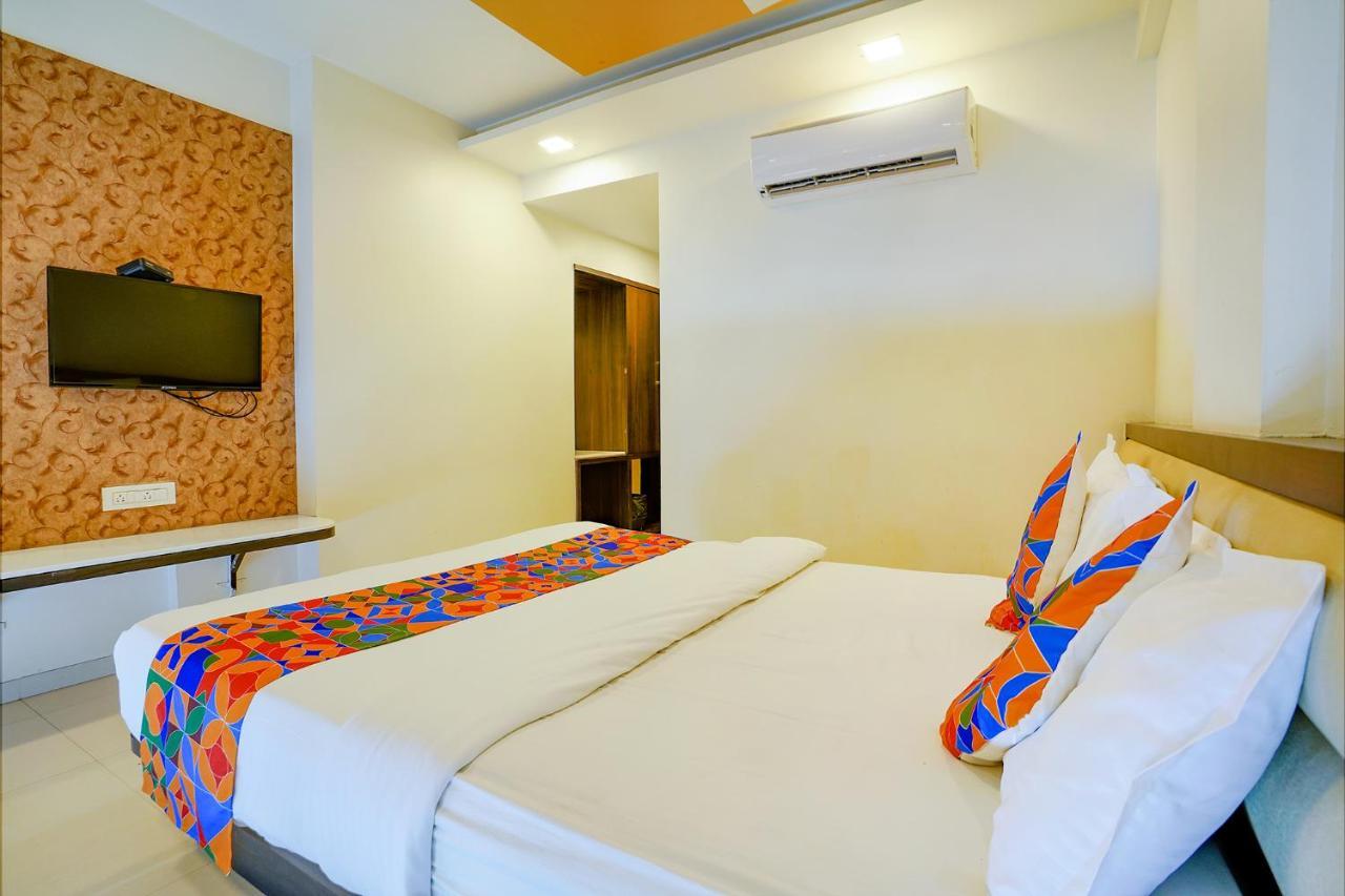 Fabhotel Ramjis Residency Nashik Bagian luar foto