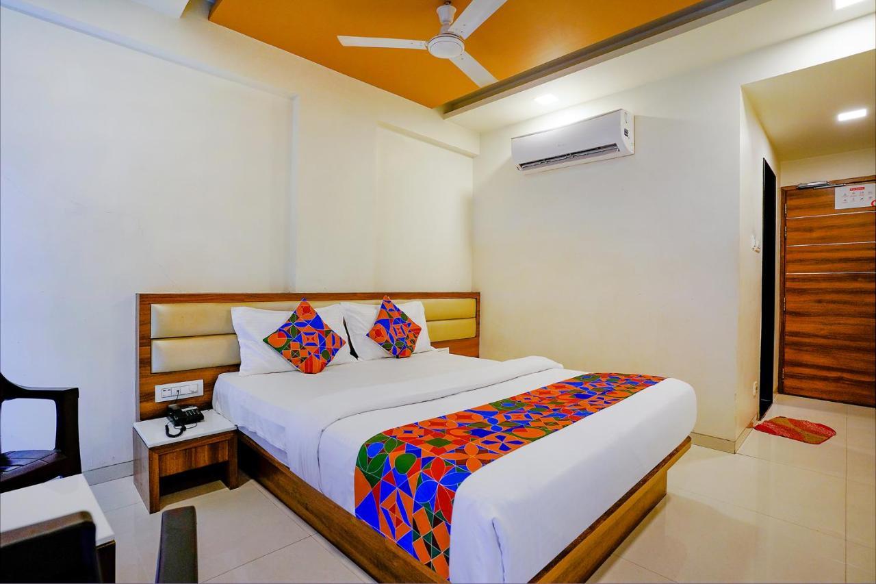 Fabhotel Ramjis Residency Nashik Bagian luar foto