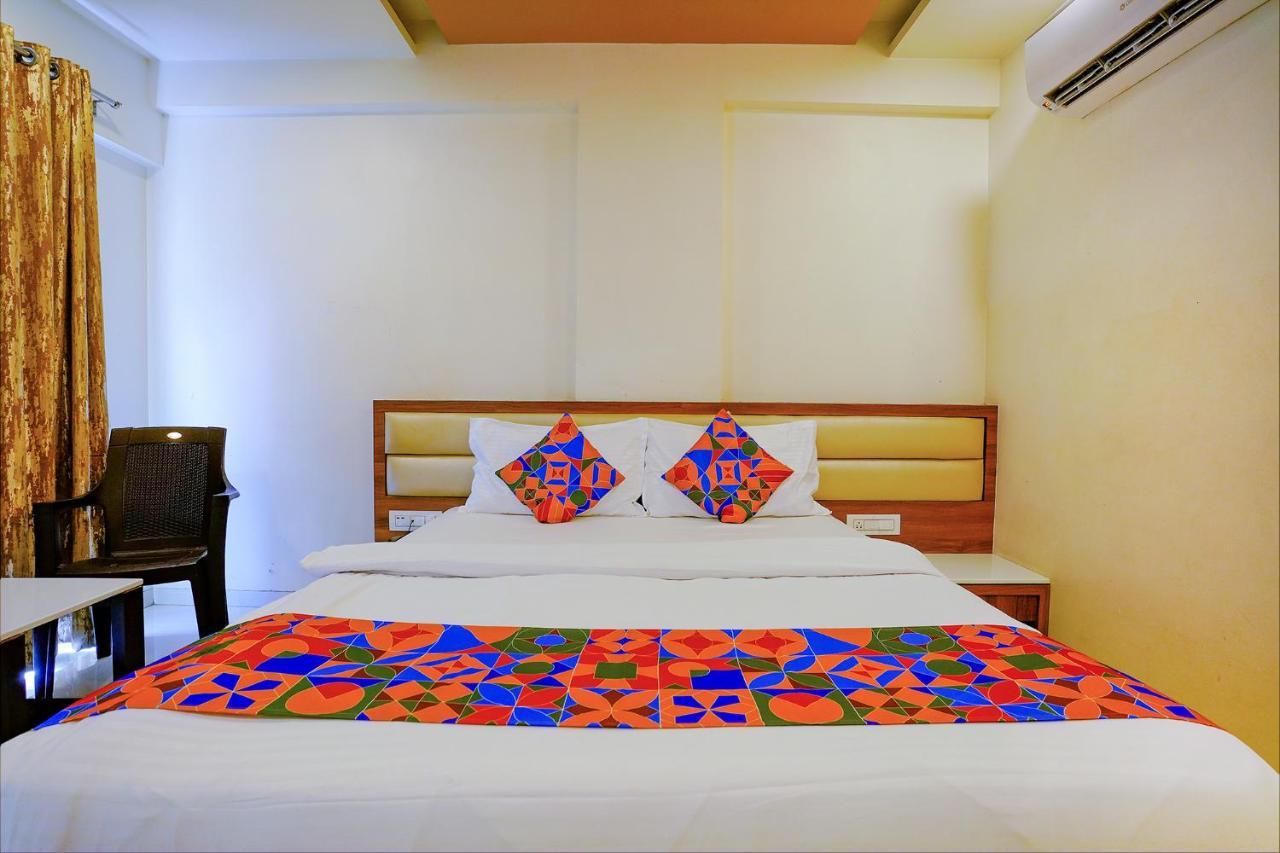Fabhotel Ramjis Residency Nashik Bagian luar foto